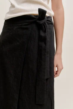 ANU WRAP SKIRT