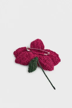 CROCHETED BROOCH