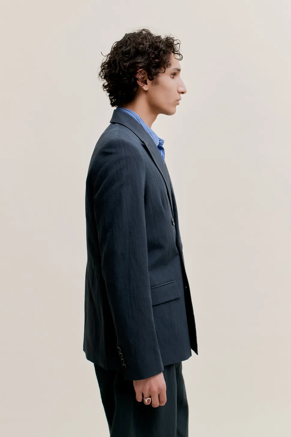 DOUBLE-BREASTED PEAK BLAZER