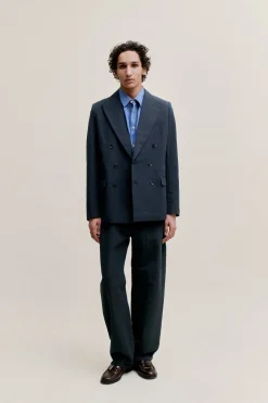 DOUBLE-BREASTED PEAK BLAZER