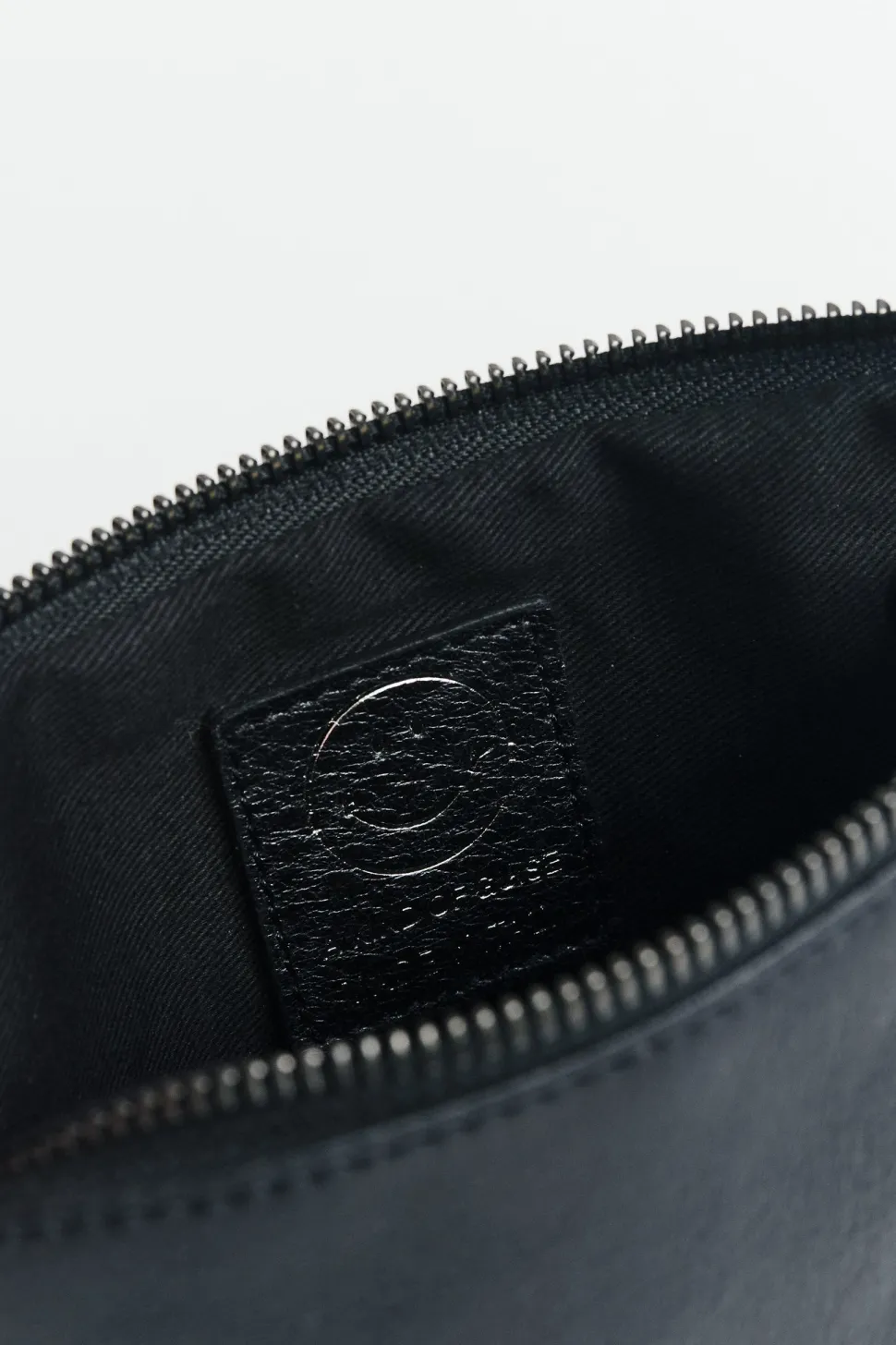 LEATHER POUCH