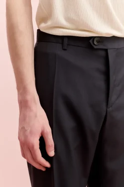RELAXED TAILORED TROUSERS