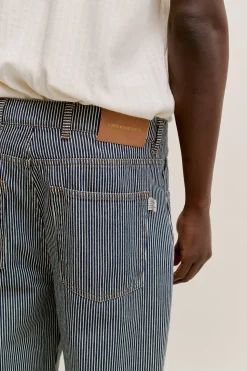 TEREK JEANS
