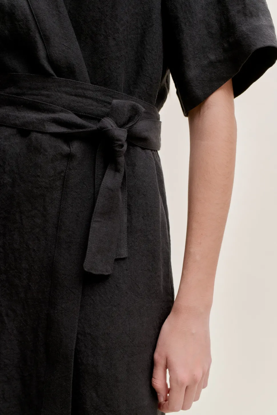 VEENA WRAP DRESS