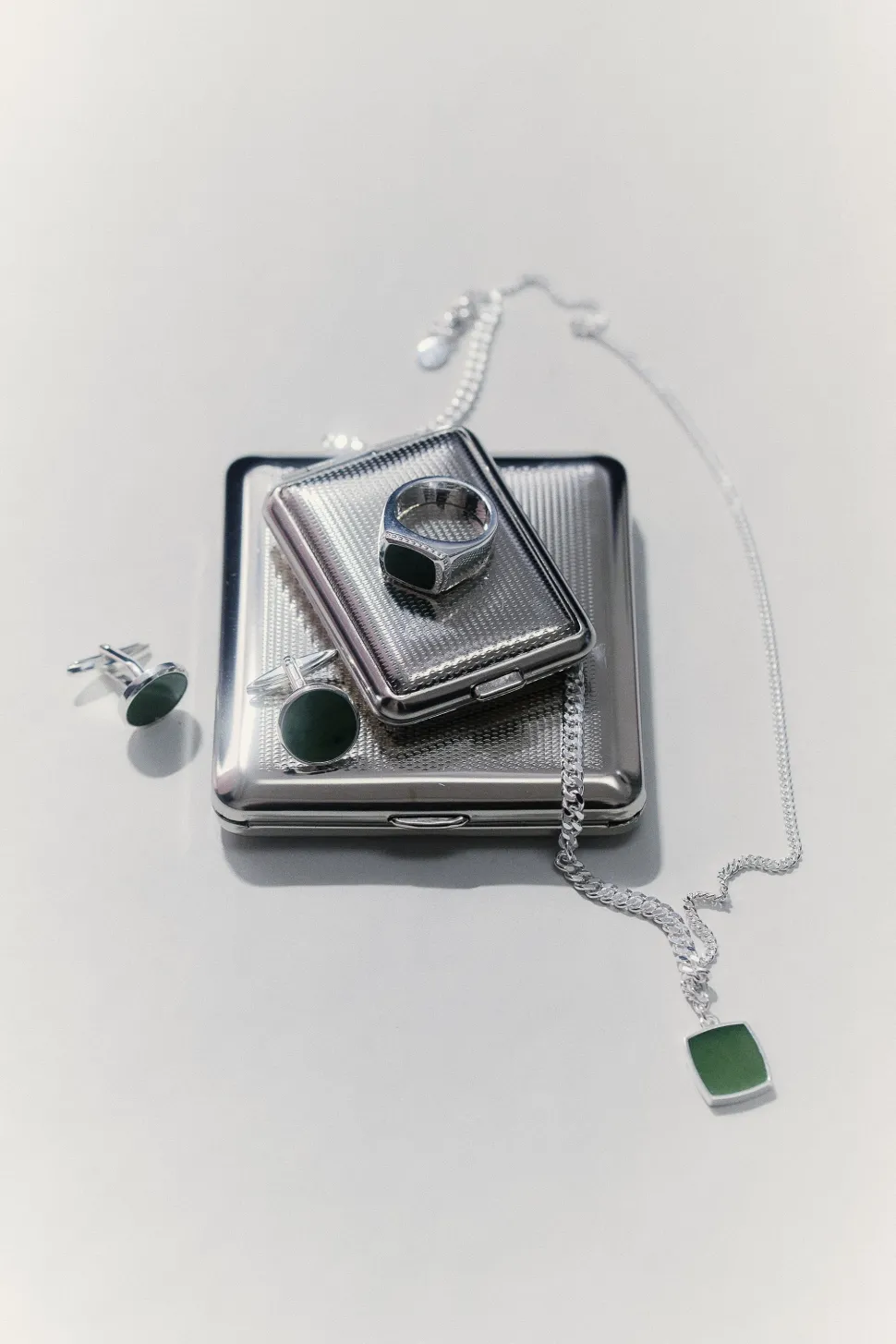 YIN YANG NECKLACE WITH STONE